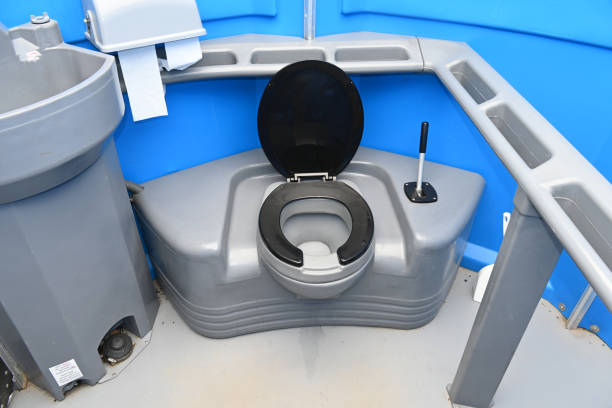 Portable Toilet Options We Offer in Willard, MO